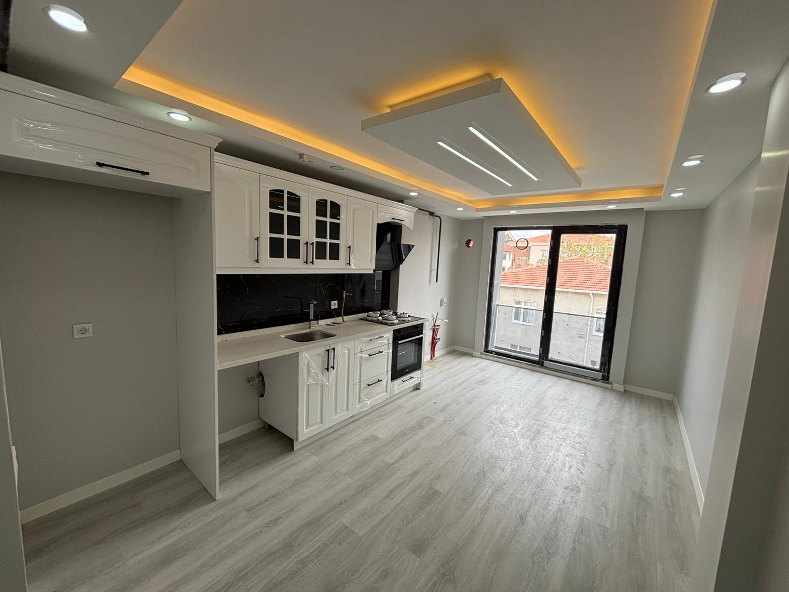 8 KASIM MAHALLESİNDE SIFIR 1+1 SATILIK LÜKS DAİRE