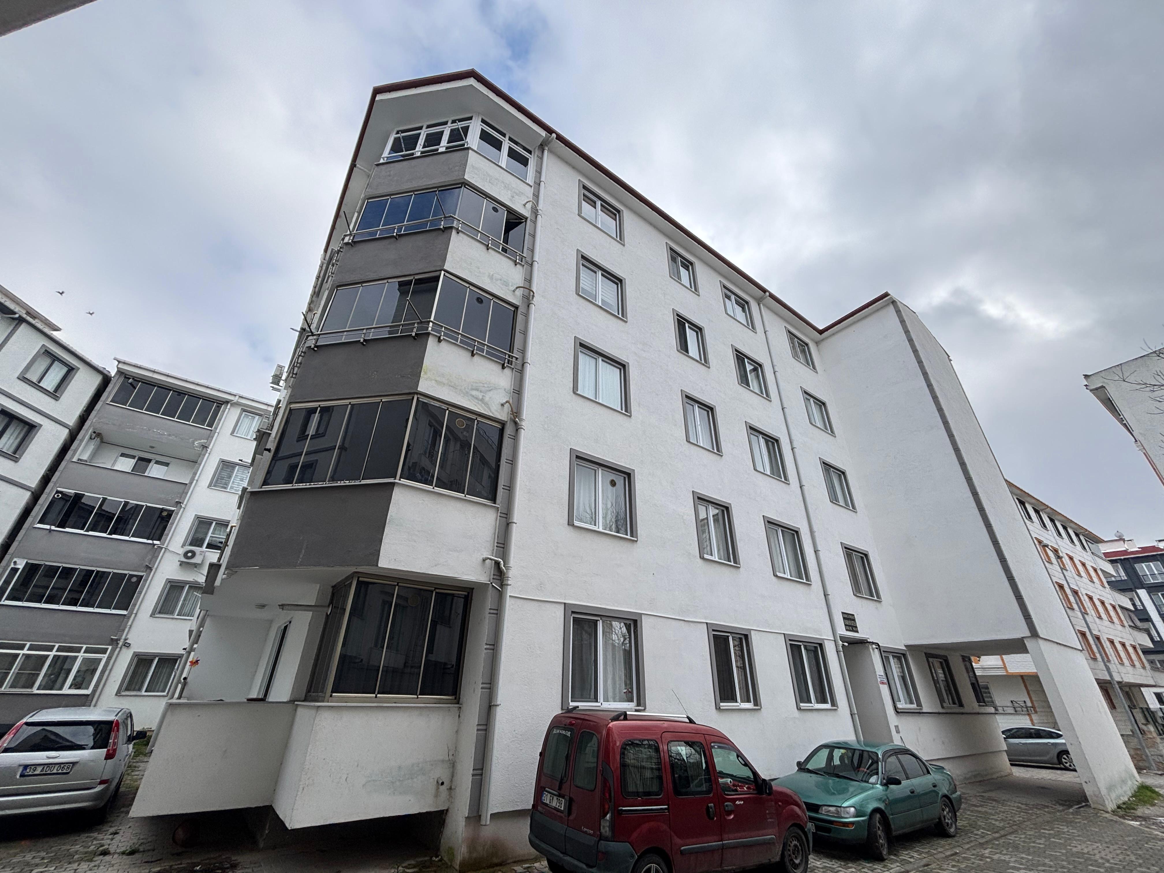 CUMHURİYET MAH SATILIK 2+1 UYGUN FİYAT FIRSAT DAİRE
